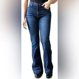 Aeropostale size 10 Dark Blue high rise Flare Jeans, denim country western